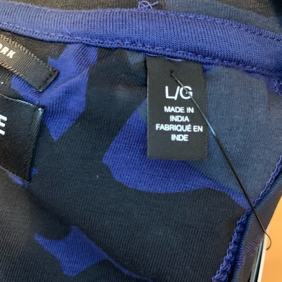 Kenneth Cole T-shirt - Picture 3 of 6